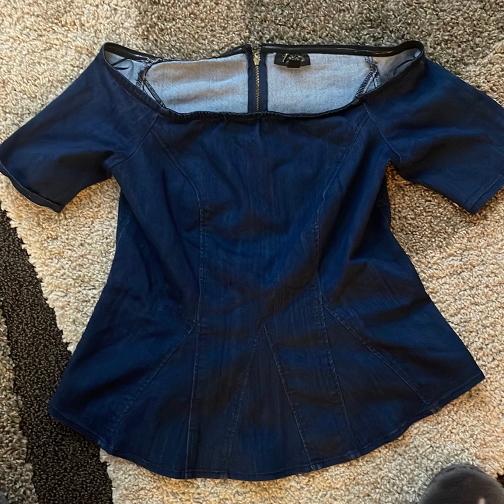 THALIA SODI Off the shoulder dark denim top - Size M (medium)